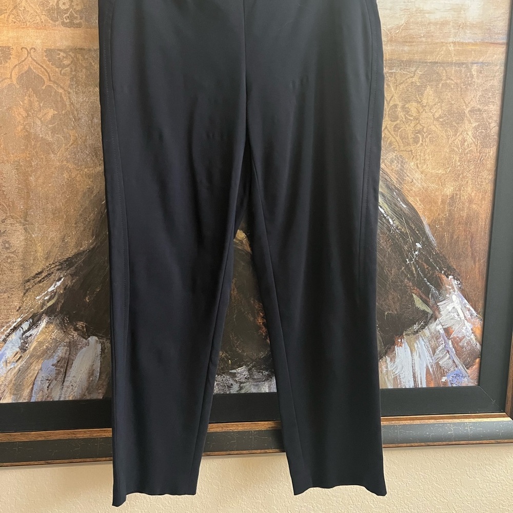 Akris Punto Navy Ankle Pants size 6
